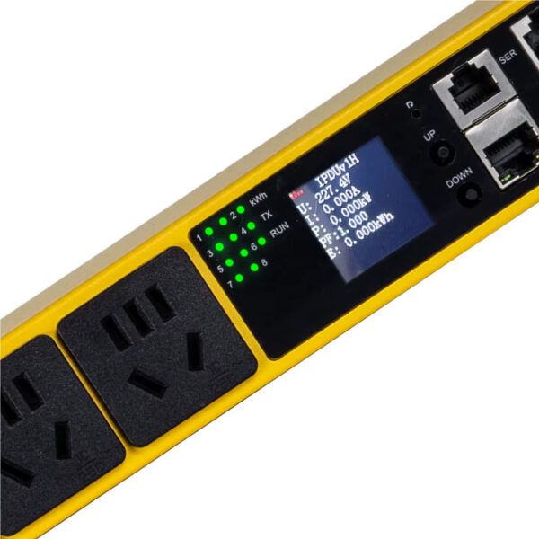 Rackmount 8-Outlet Smart Power Distribution Unit